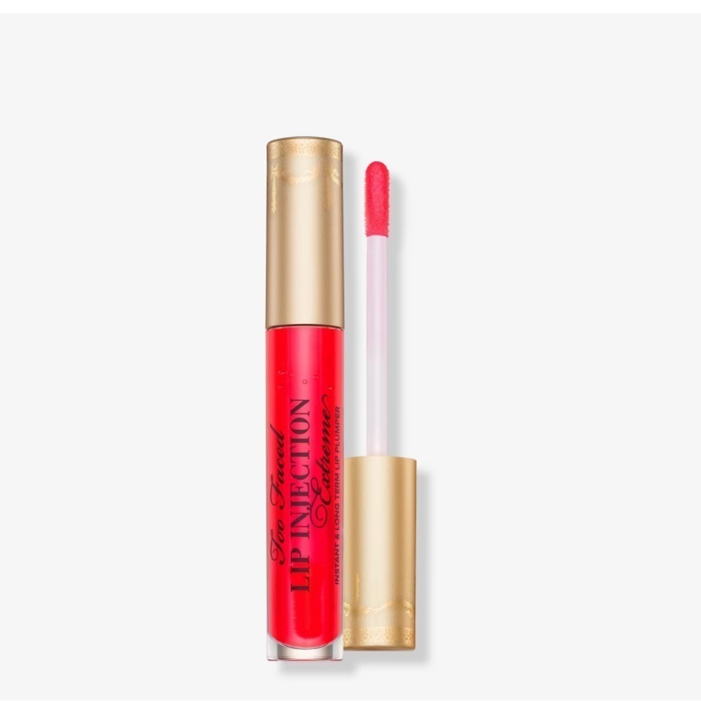 Too Faced Lip Injection Strawberry Kiss